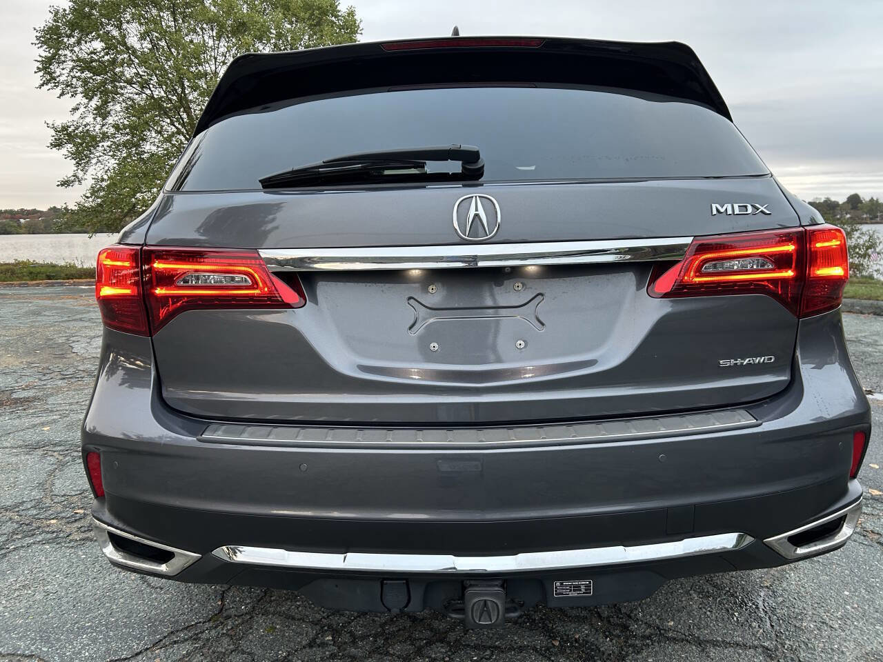 Used 2018 Acura MDX SH-AWD w/ Technology Package image 24