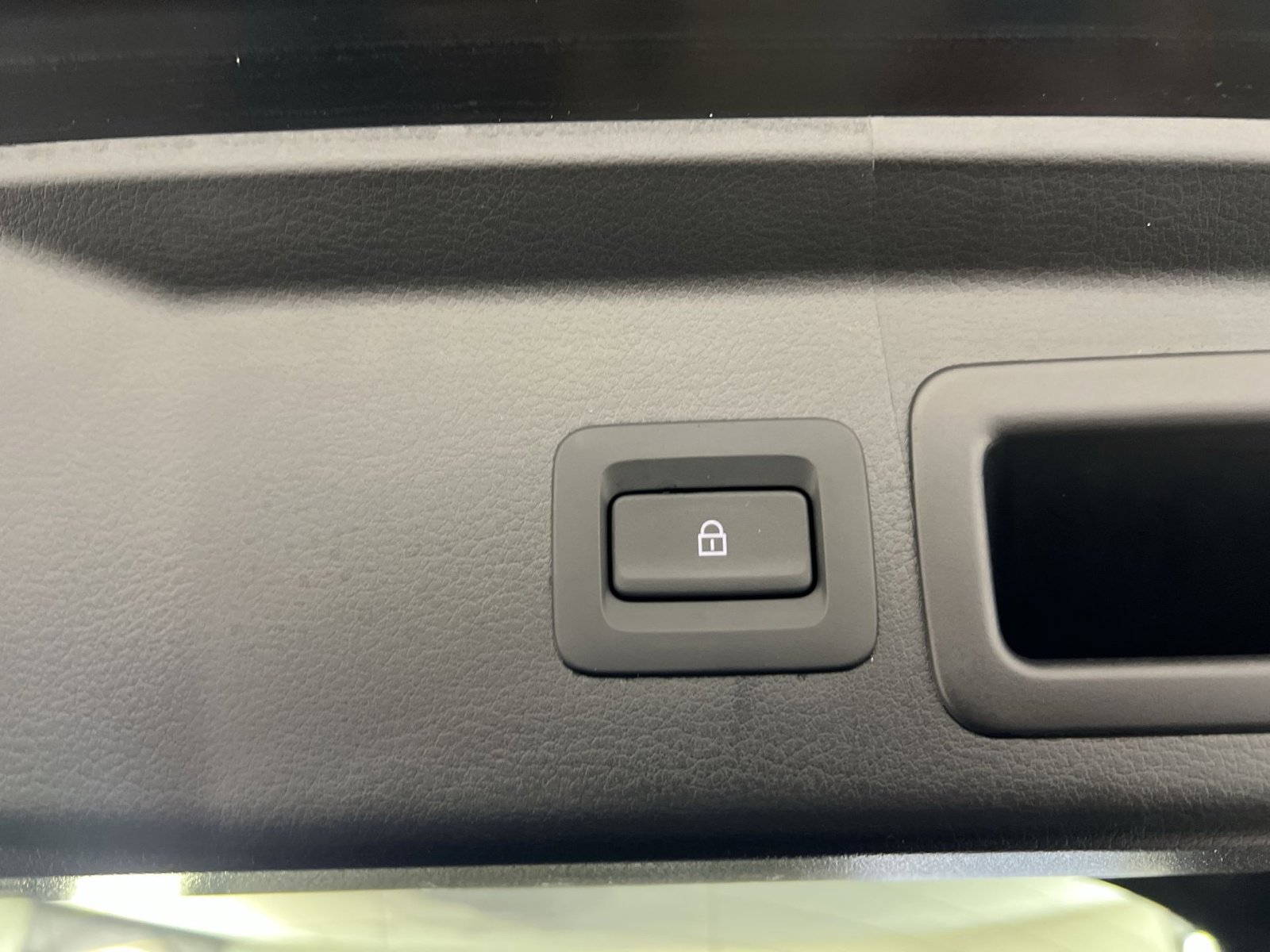 Used 2025 MAZDA CX-30 AWD 2.5 S w/ Preferred Package image 27