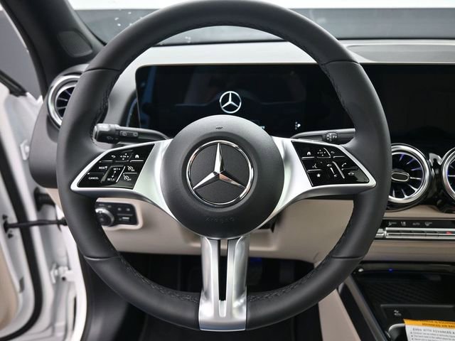 New 2025 Mercedes-Benz GLB 250 image 28