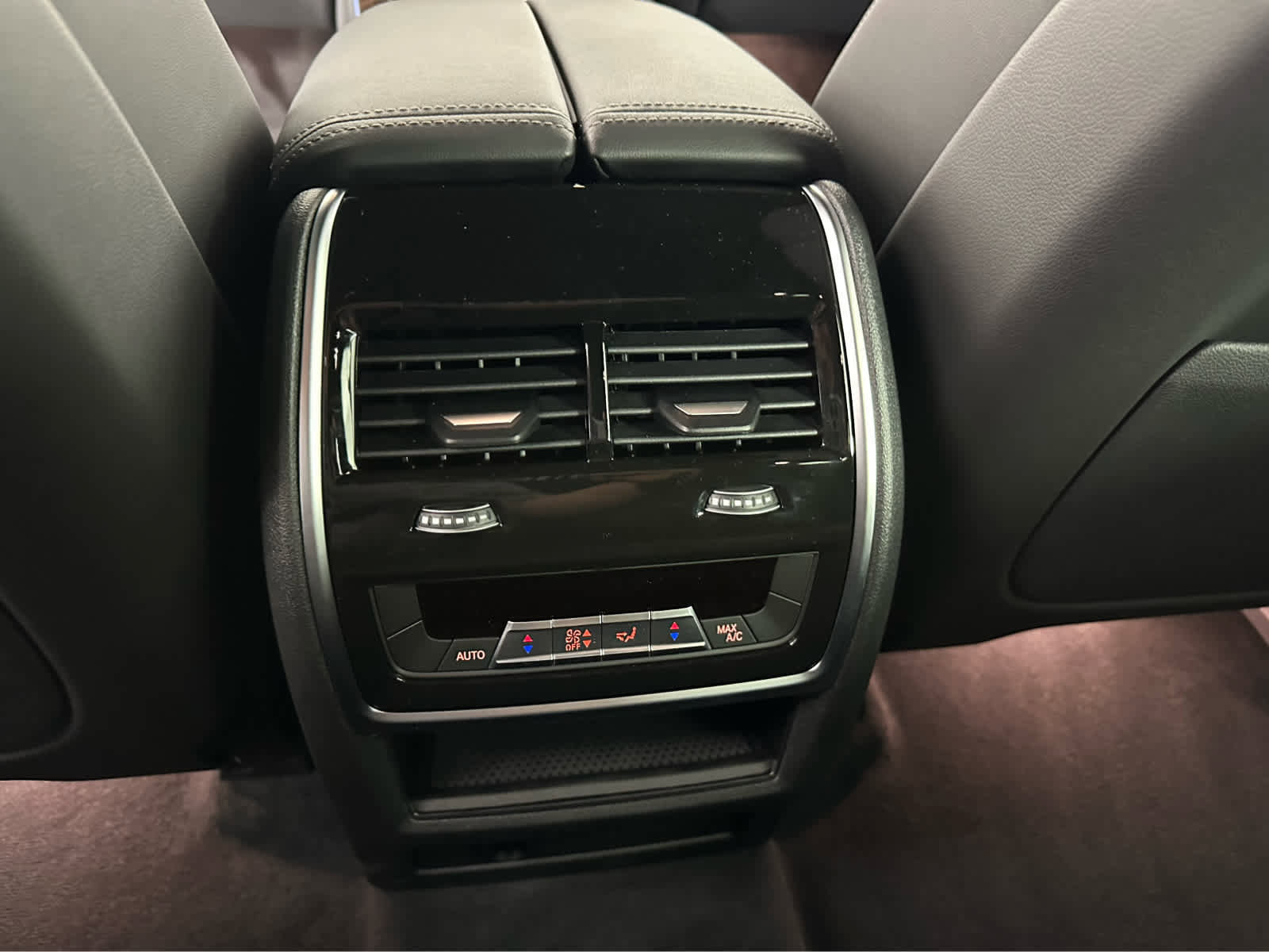 New 2026 BMW X5 xDrive50e w/ M Sport Package image 15