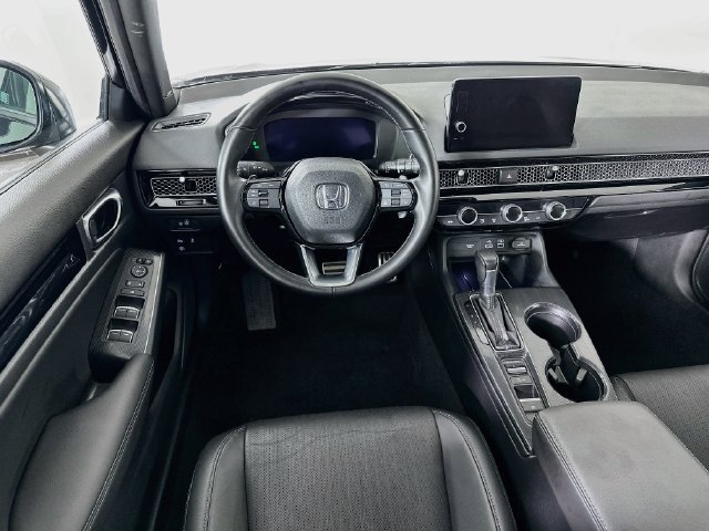 Used 2022 Honda Civic Sport Touring image 4