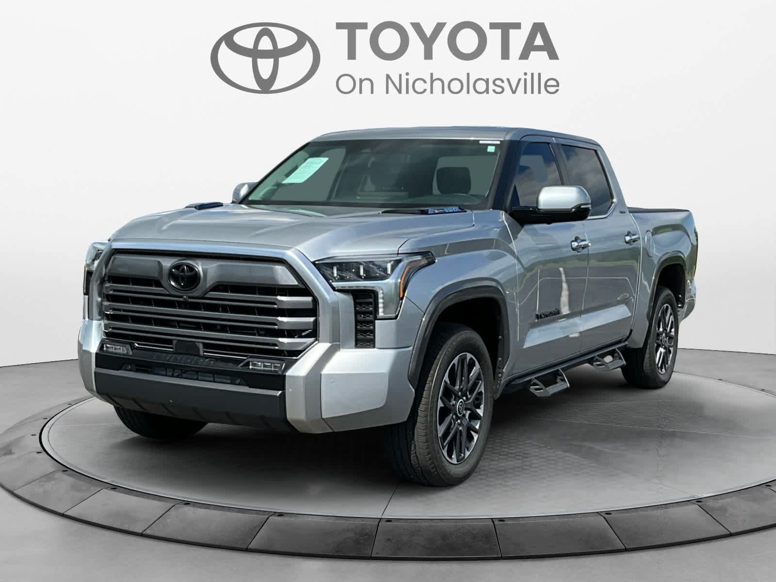 Used 2024 Toyota Tundra Limited AWD/4WD image 1