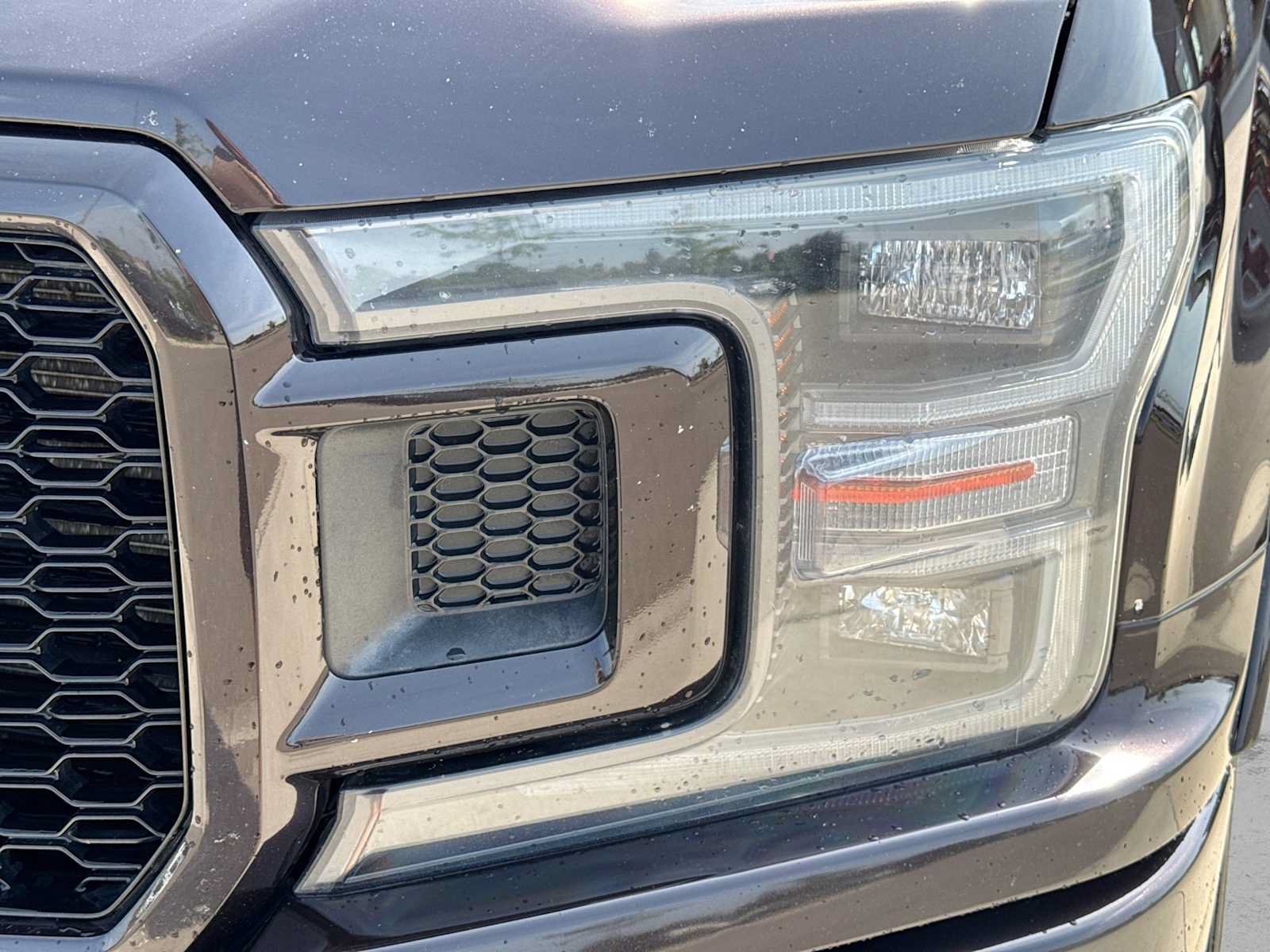 Used 2020 Ford F150 Lariat w/ Equipment Group 502A Luxury AWD/4WD image 10