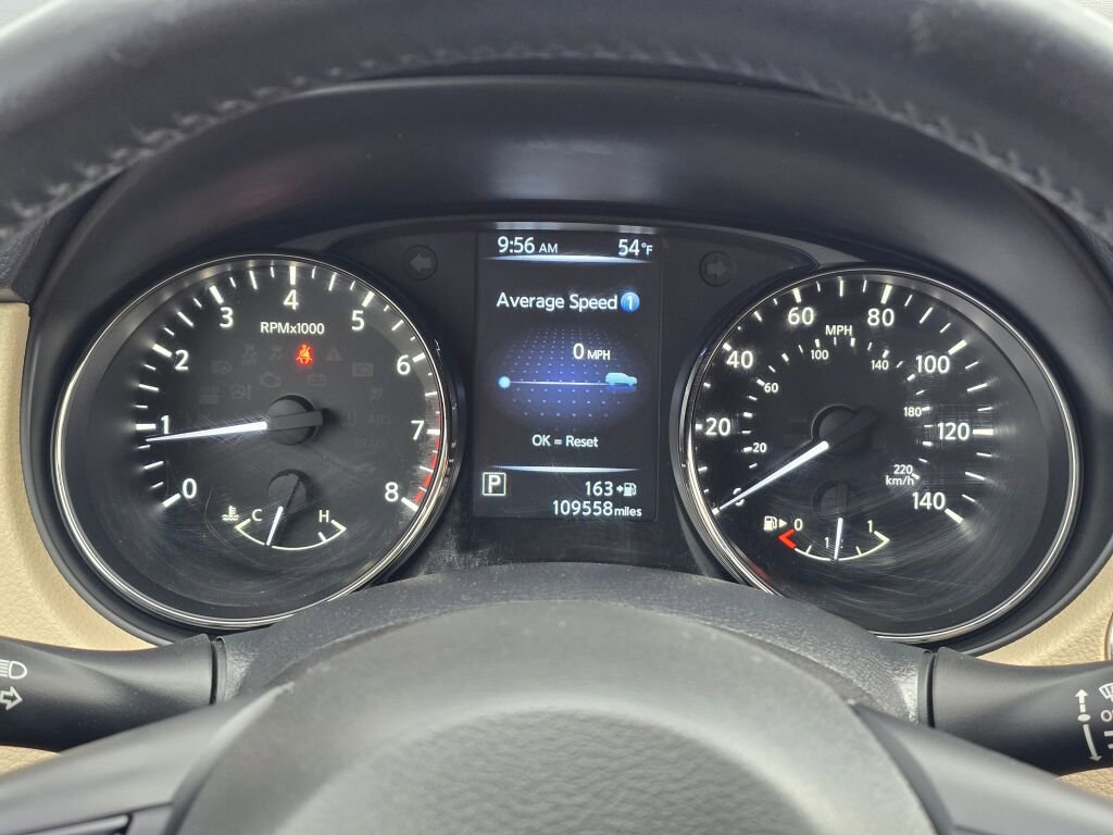 Used 2017 Nissan Rogue SV w/ SV Premium Package FWD image 18