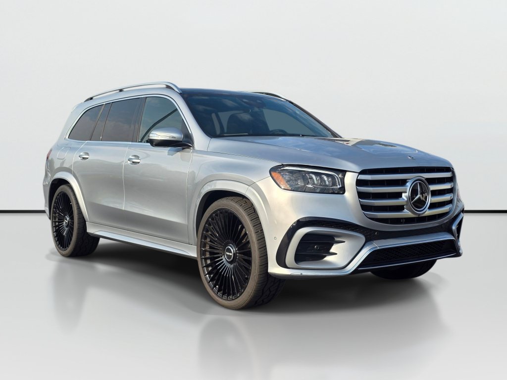 Used 2024 Mercedes-Benz GLS 450 4MATIC image 8