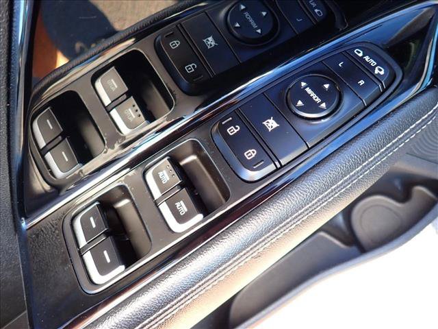 Used 2022 Kia Niro EX FWD image 13