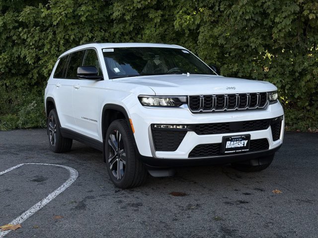New 2027 Jeep Grand Cherokee L Limited AWD/4WD image 1