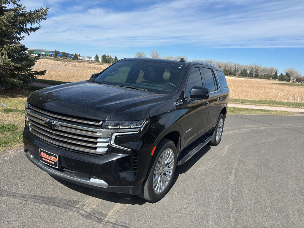 Used 2023 Chevrolet Tahoe High Country AWD/4WD image 2