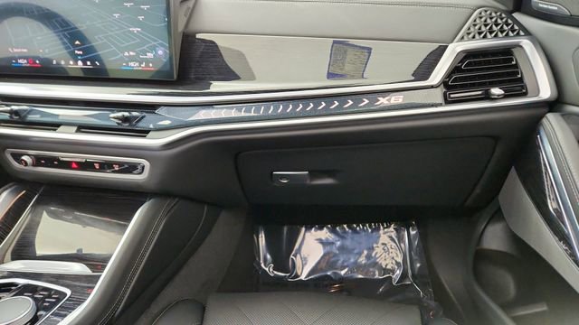 Used 2026 BMW X6 xDrive40i image 37