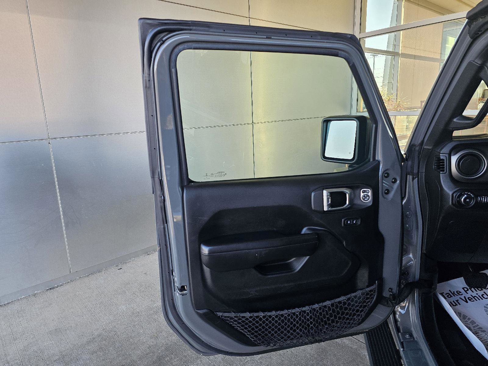 Used 2019 Jeep Wrangler Unlimited Sport S image 18