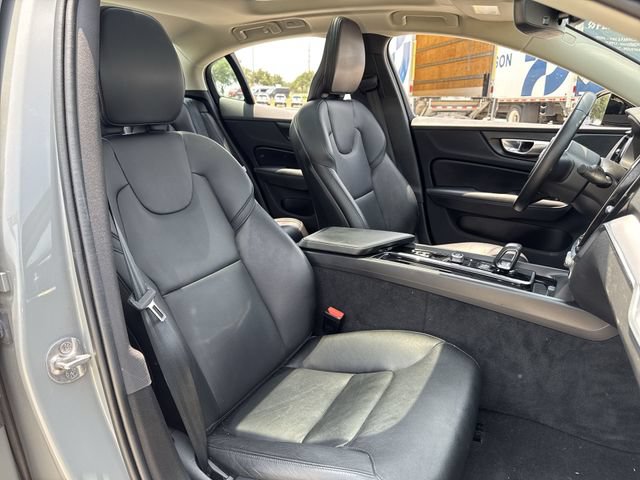 Used 2024 Volvo S60 B5 Core FWD image 25