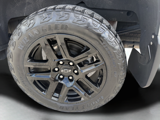 Used 2023 Chevrolet Silverado 1500 LT Trail Boss w/ LT Trail Boss Premium Package AWD/4WD image 35