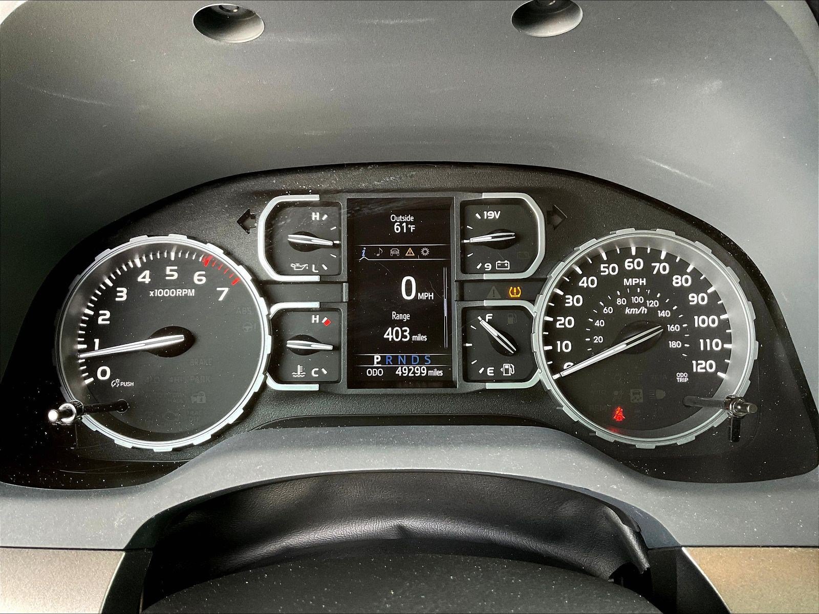 Used 2020 Toyota Tundra SR5 w/ SR5 Upgrade Package AWD/4WD image 14
