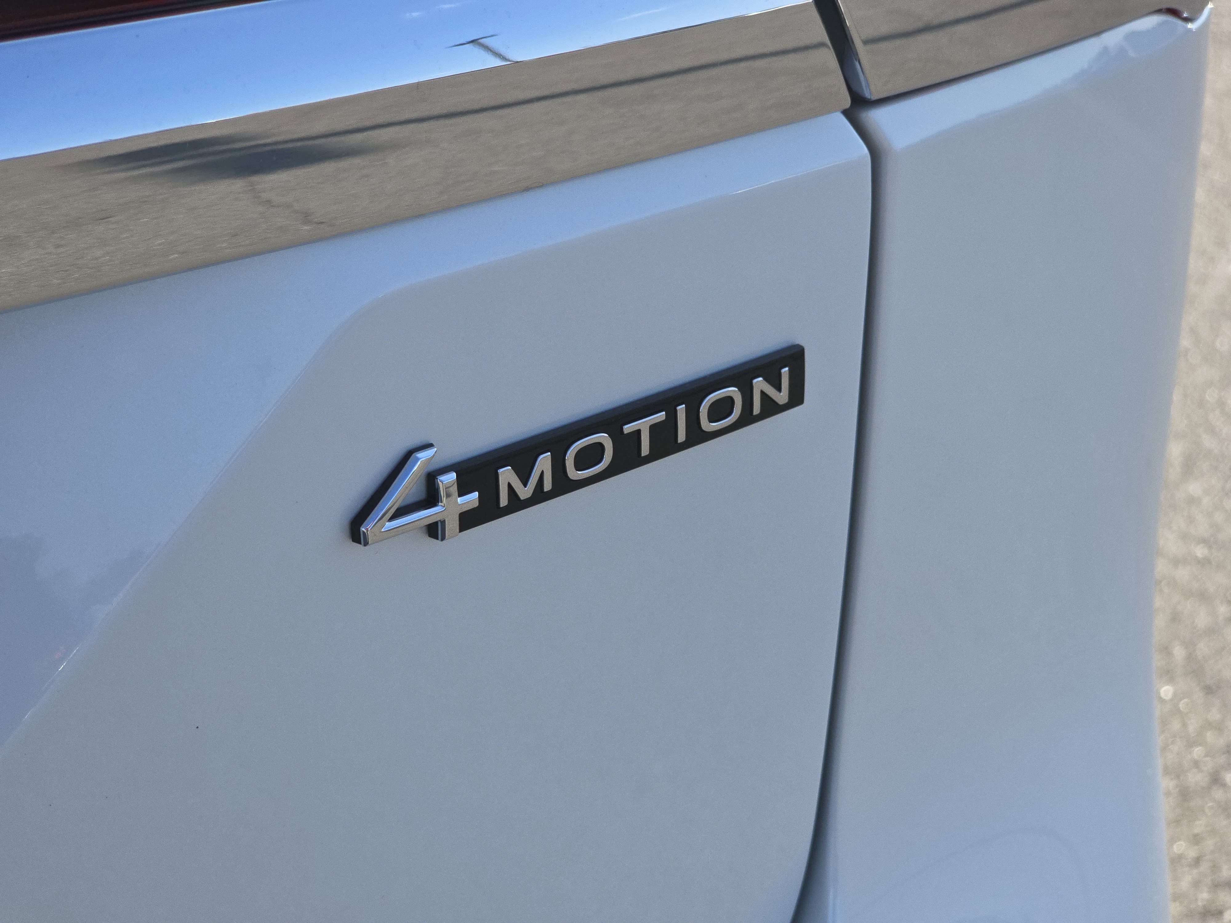 New 2026 Volkswagen Atlas SE image 10