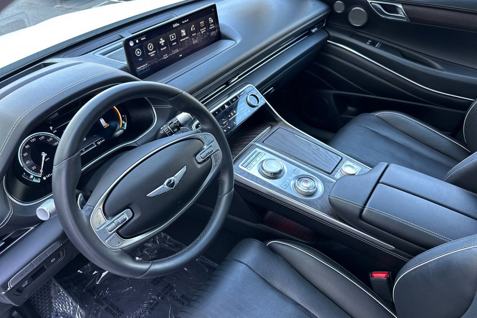 Used 2023 Genesis GV80 2.5T w/ Prestige 20" Package image 11