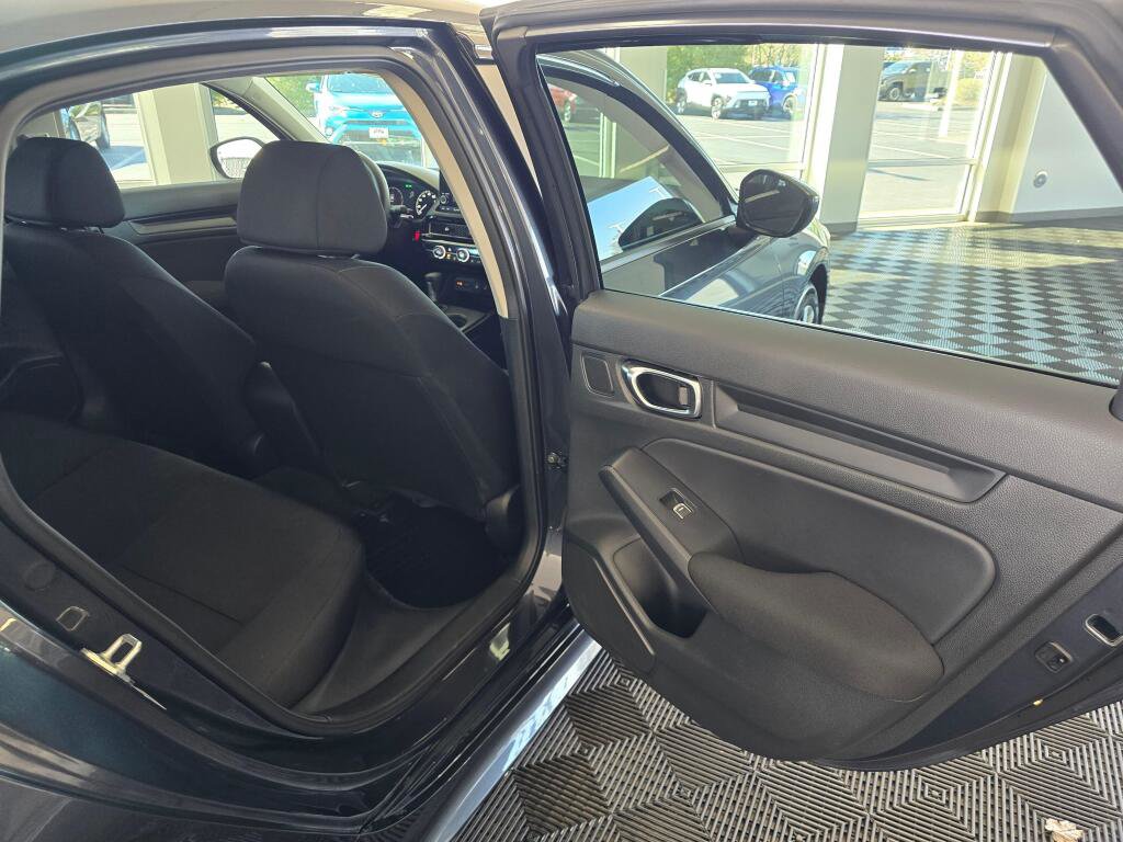 Used 2025 Honda Civic LX image 38