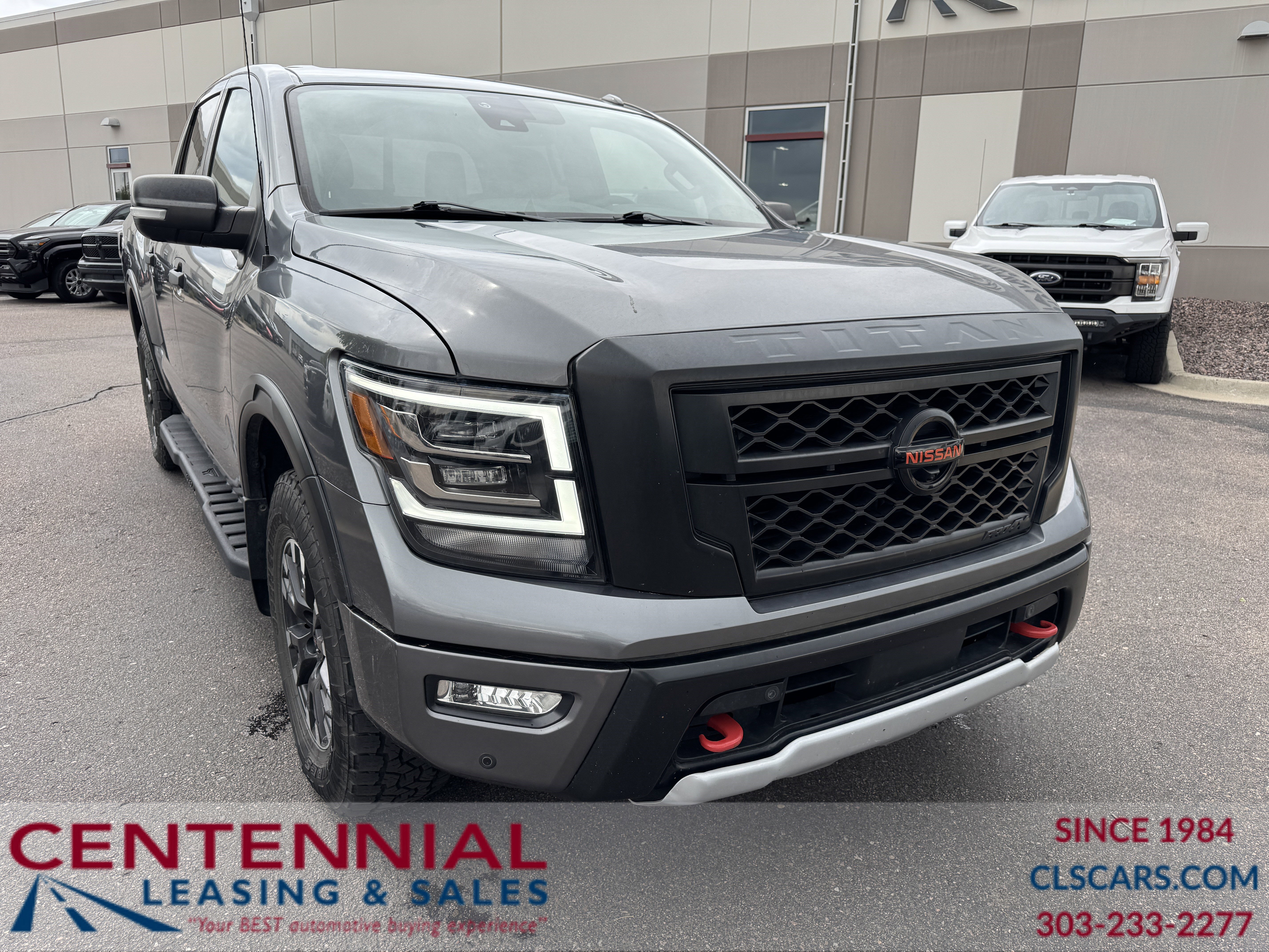 Used 2020 Nissan Titan PRO-4X w/ Pro-4x Convenience Package AWD/4WD image 1
