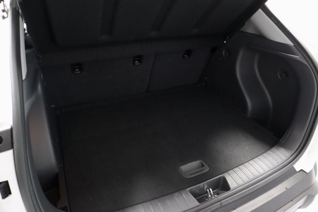 Used 2025 Hyundai Kona SEL FWD image 14