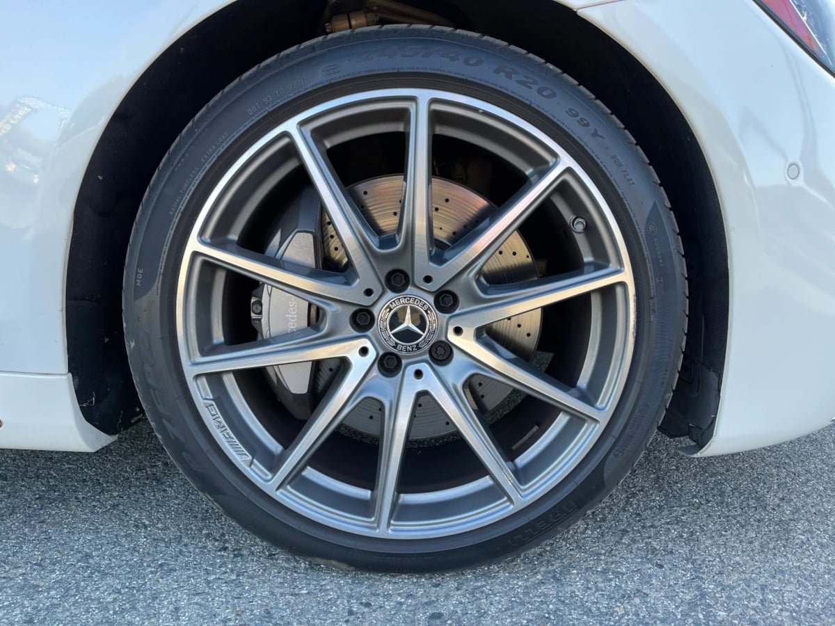 Used 2019 Mercedes-Benz S 560 Sedan image 37
