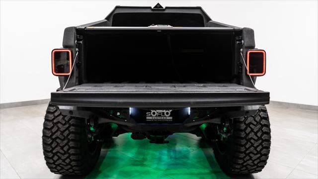 Used 2025 Jeep Gladiator Sport AWD/4WD image 12