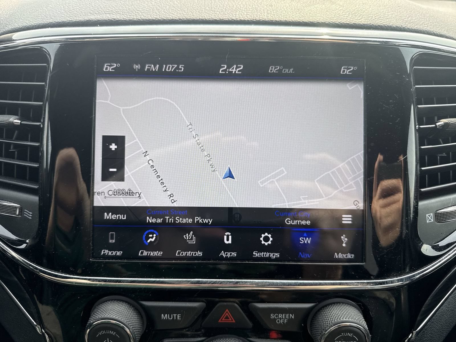 Used 2019 Jeep Grand Cherokee Limited w/ Luxury Group II AWD/4WD image 19