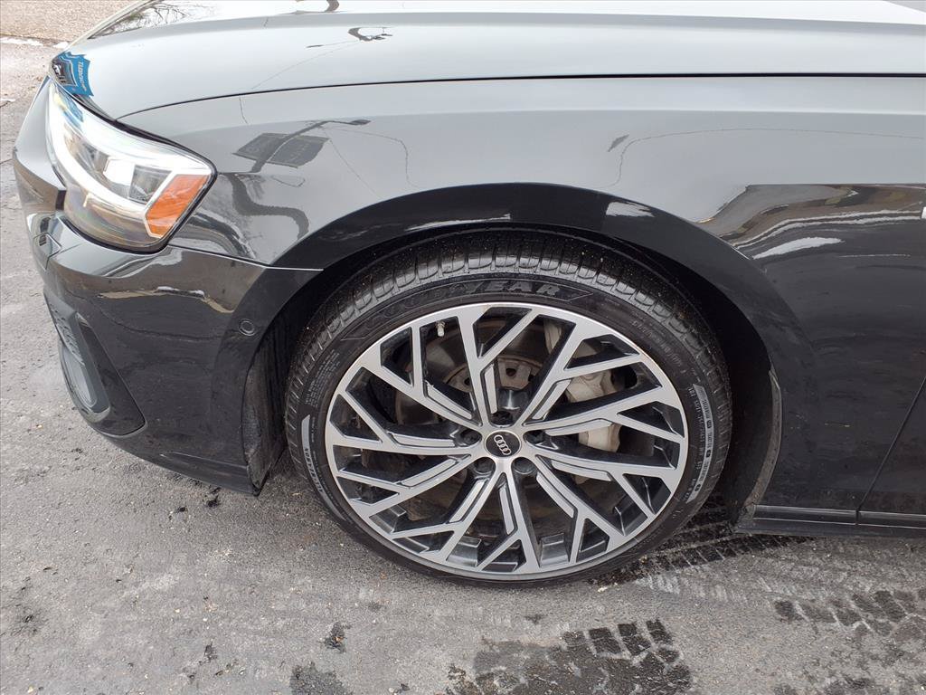 Used 2022 Audi A8 L 3.0T w/ Luxury Package AWD/4WD image 10