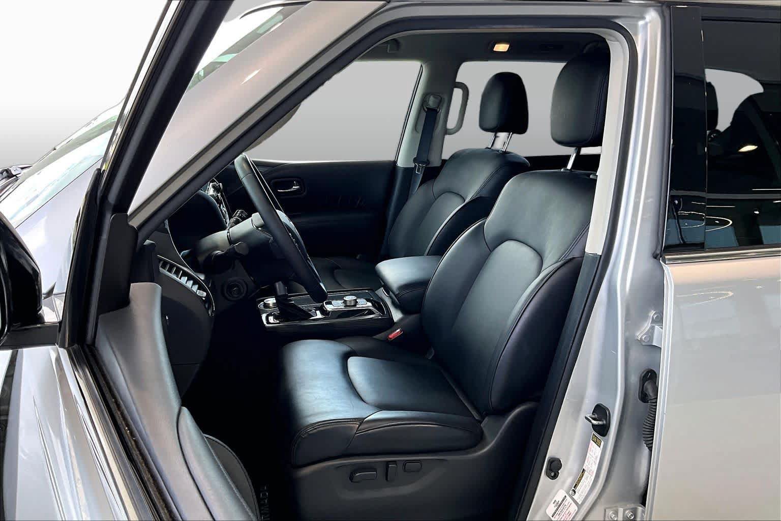 Used 2023 Nissan Armada SV w/ Cargo Package AWD/4WD image 7