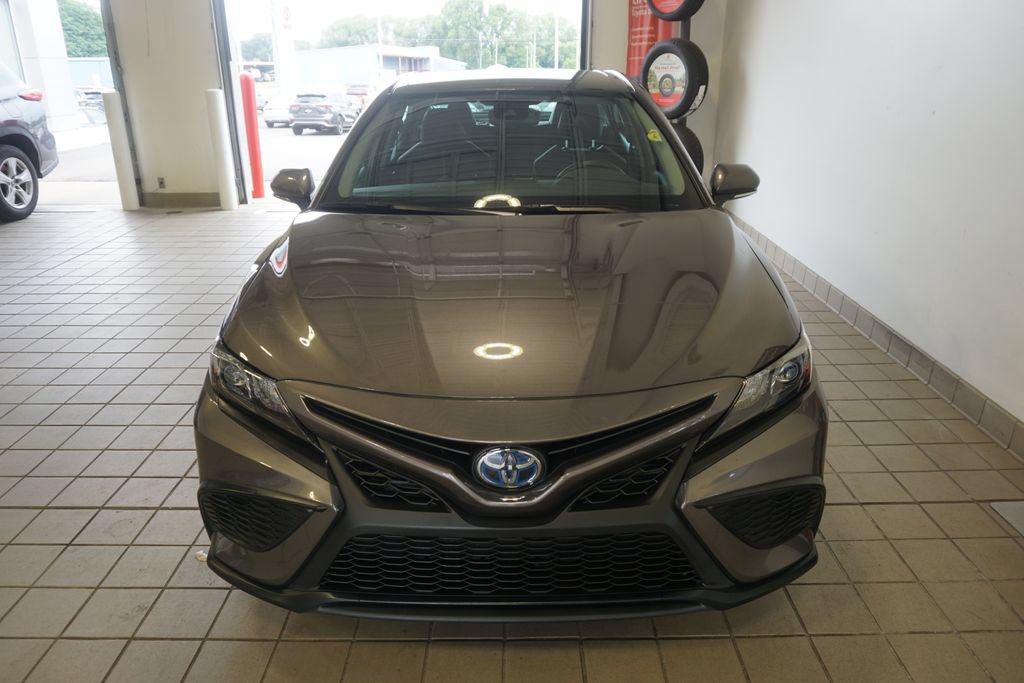 Certified 2024 Toyota Camry SE FWD image 13