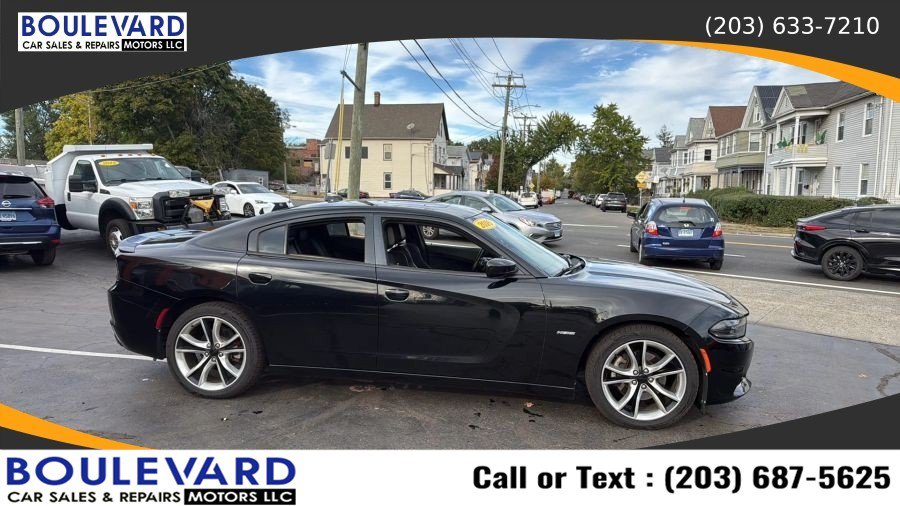 Used 2016 Dodge Charger R/T RWD image 8
