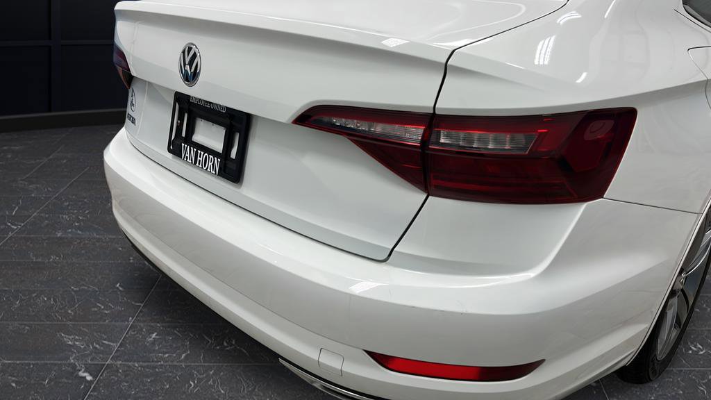 Used 2020 Volkswagen Jetta R-Line w/ R-Line Cold Weather Package FWD image 35