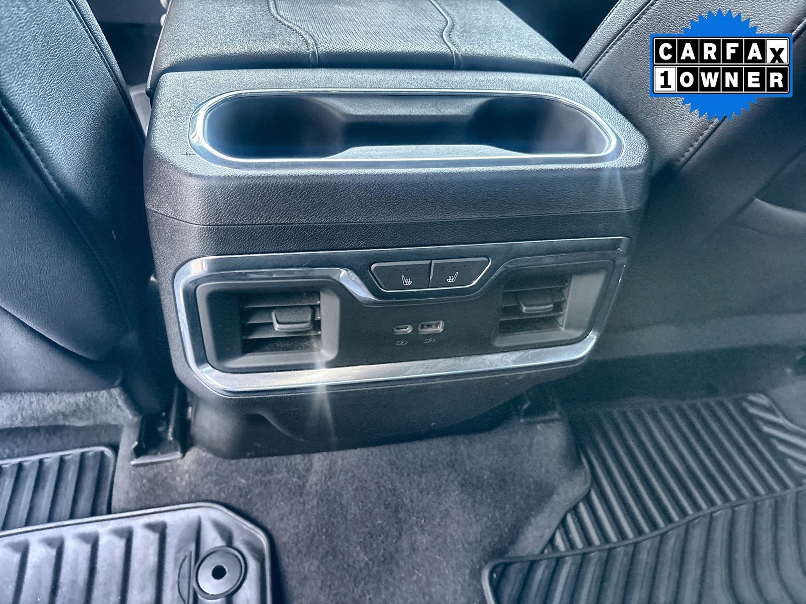 Used 2024 Chevrolet Silverado 3500 LTZ w/ LTZ Plus Package image 32