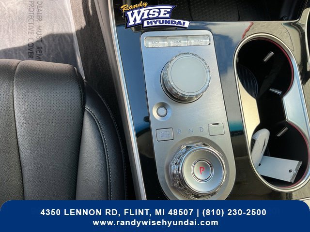 Used 2025 Genesis GV80 2.5T Standard AWD/4WD image 32