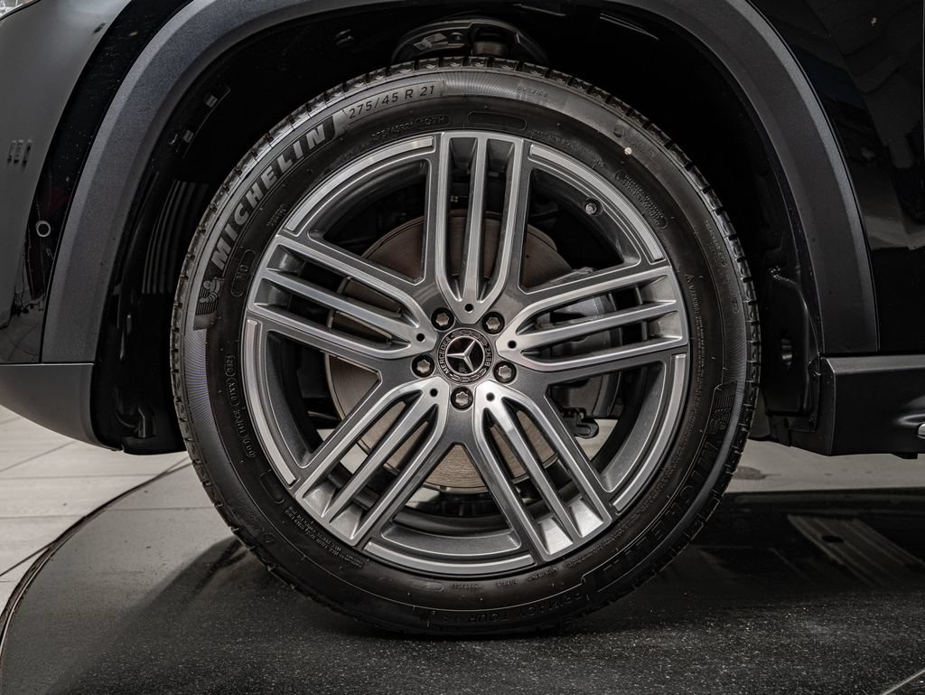 Used 2026 Mercedes-Benz GLS 450 4MATIC image 10