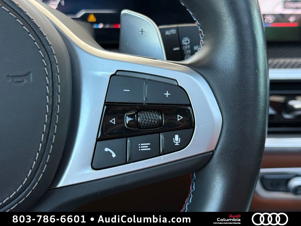 Used 2023 BMW X7 M60i AWD/4WD image 31