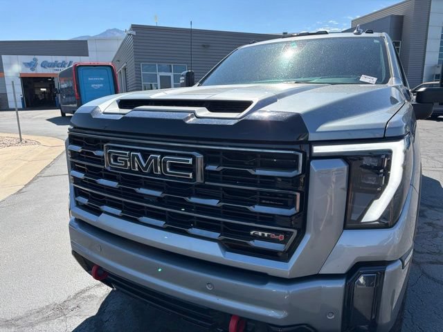Used 2024 GMC Sierra 3500 AT4 w/ AT4 Premium Plus Package AWD/4WD image 17