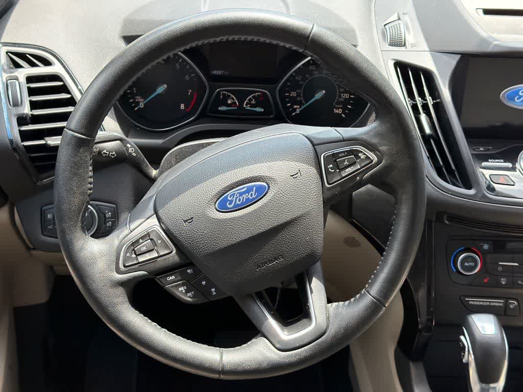 Used 2018 Ford Escape Titanium w/ Ford Safe & Smart Package FWD image 13