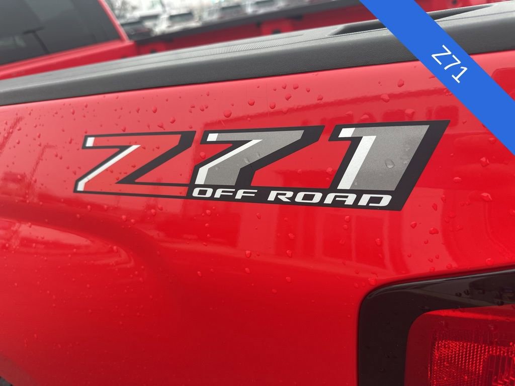 Used 2018 Chevrolet Silverado 1500 LT image 25