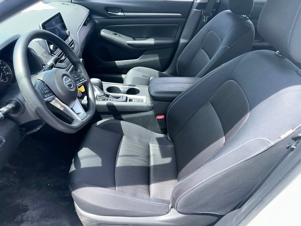Used 2022 Nissan Altima 2.5 SV AWD/4WD image 4