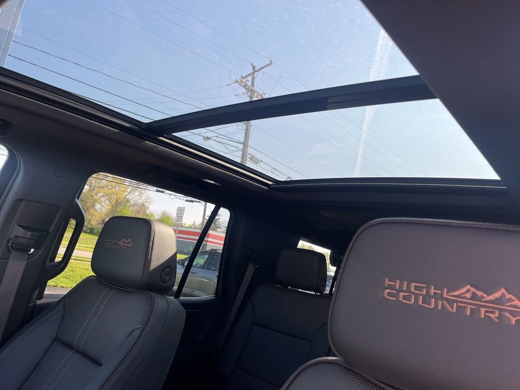 New 2026 Chevrolet Tahoe High Country AWD/4WD image 29