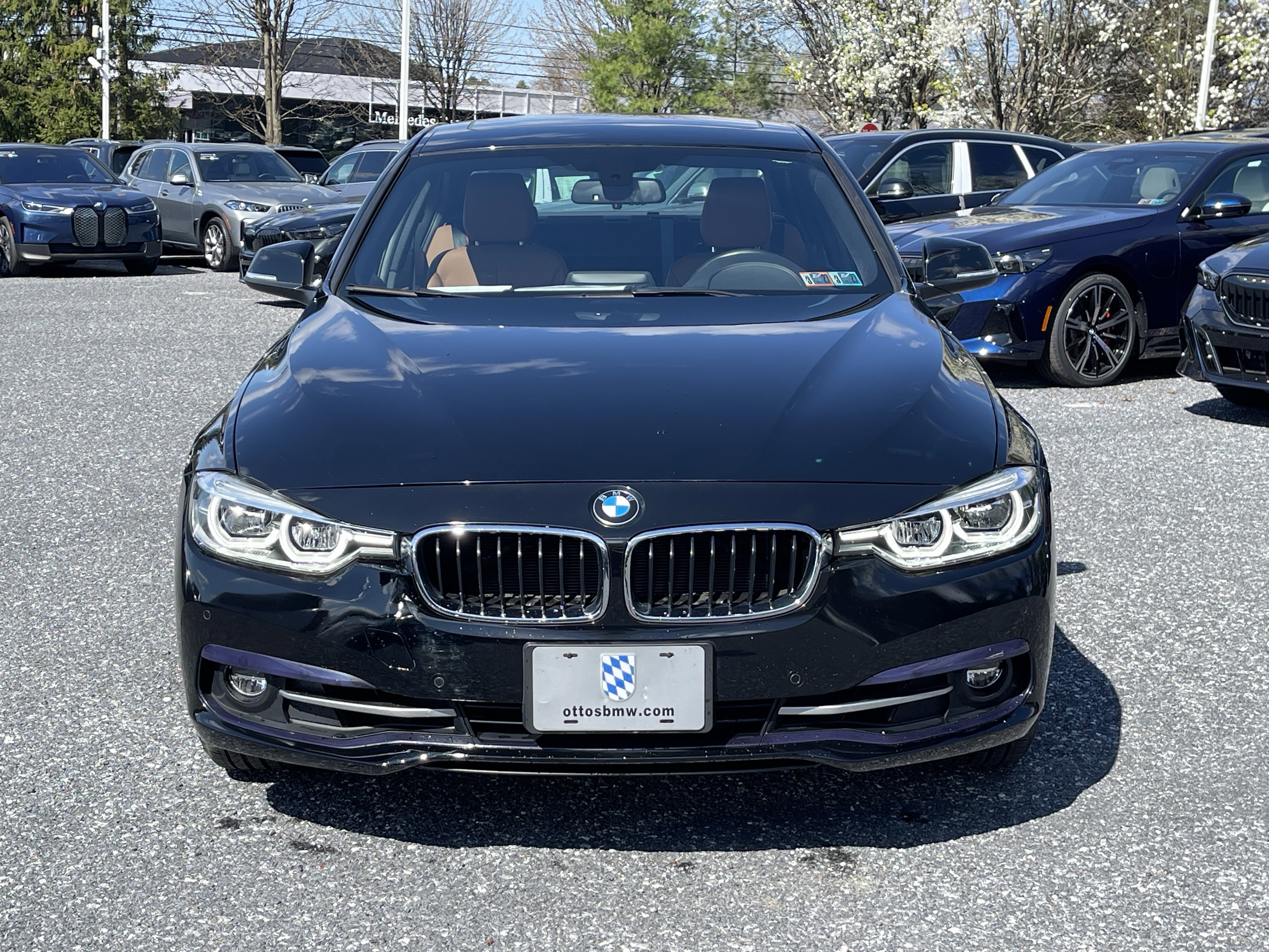 Used 2017 BMW 330i xDrive Sedan image 2