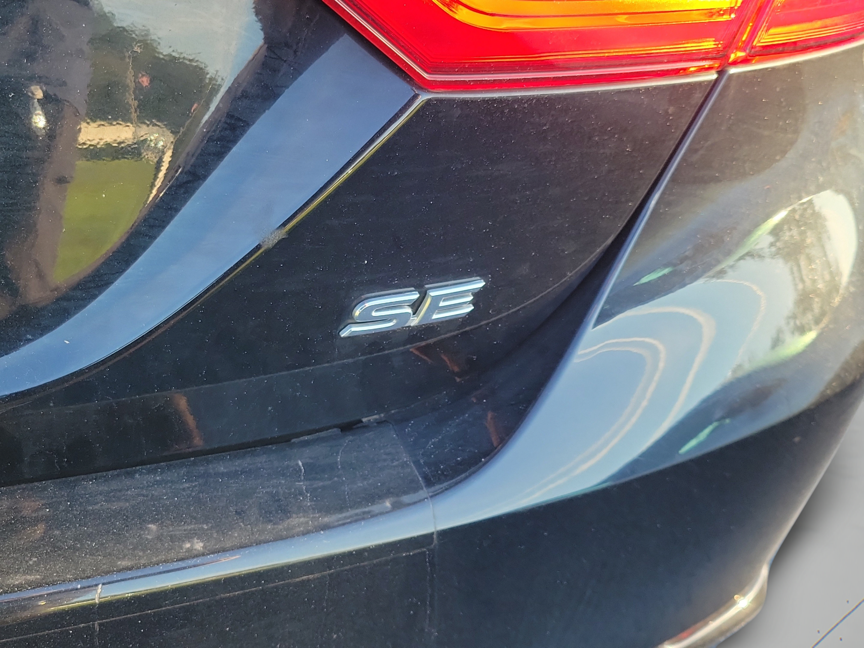 Used 2022 Toyota Camry SE w/ Audio Upgrade Package FWD image 22