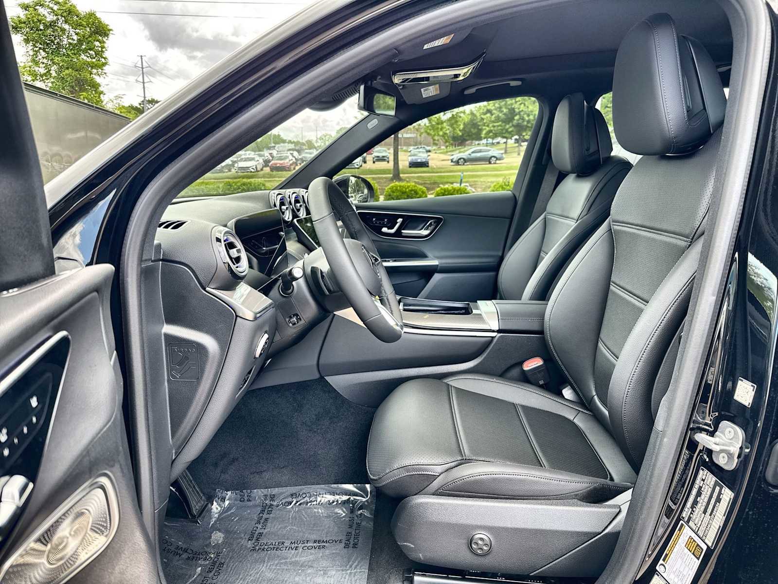 New 2026 Mercedes-Benz GLC 300 image 2