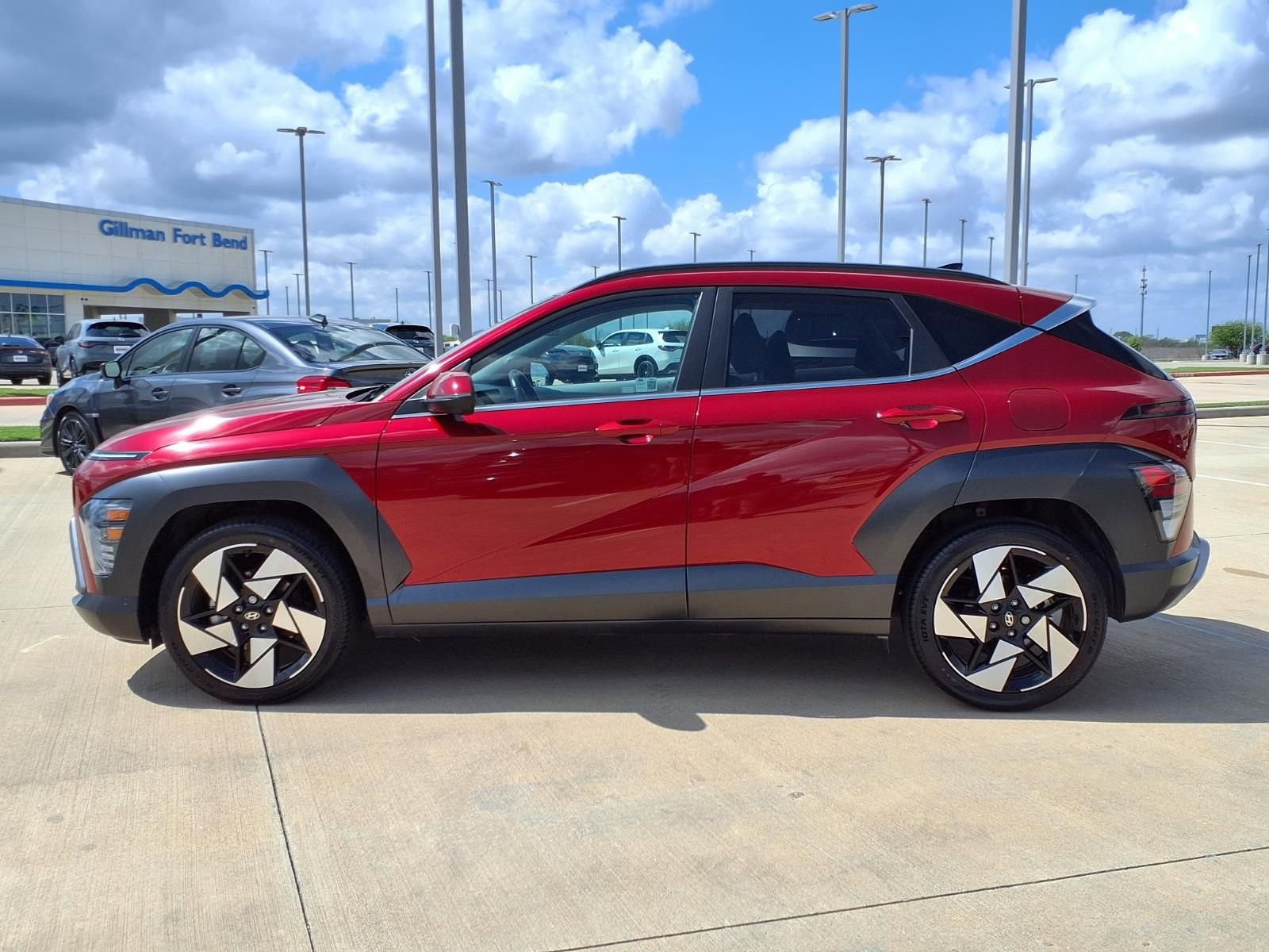 Used 2024 Hyundai Kona Limited image 3