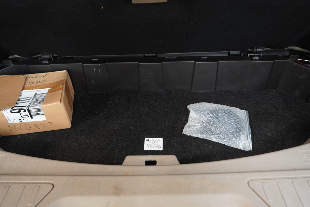 Used 2016 GMC Acadia Denali AWD/4WD image 12