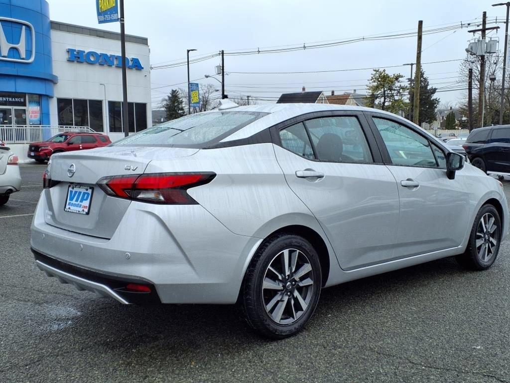 Used 2021 Nissan Versa SV FWD image 6