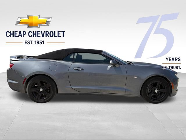 Used 2021 Chevrolet Camaro LT RWD image 6