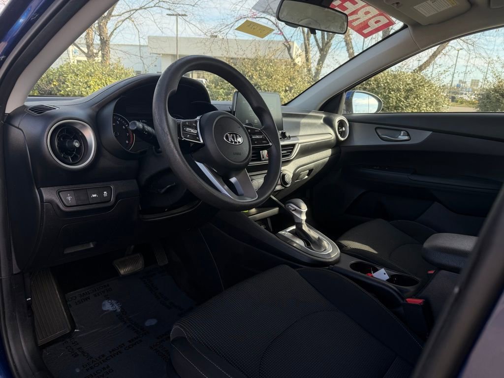 Used 2021 Kia Forte LXS image 9