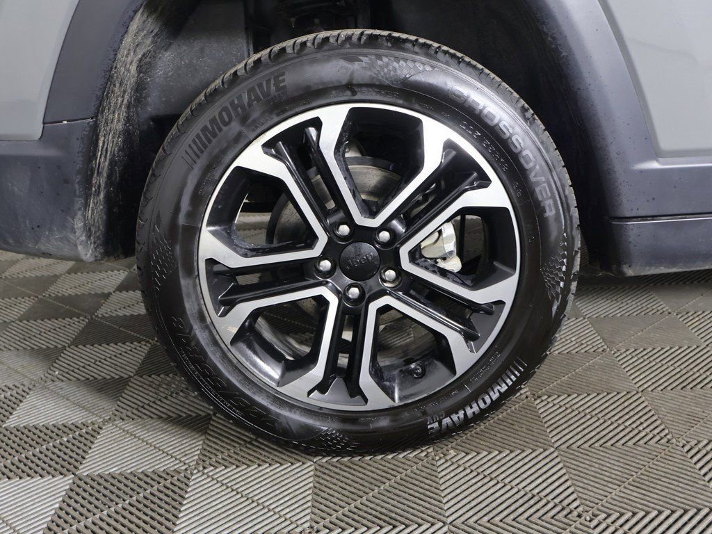 Used 2022 Jeep Compass Limited image 21