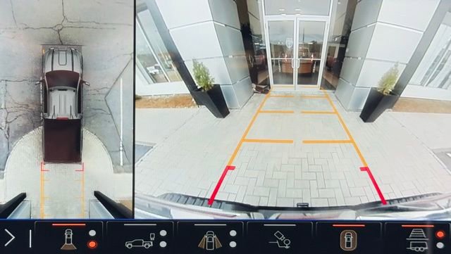 Used 2025 GMC Sierra 2500 AT4X image 46