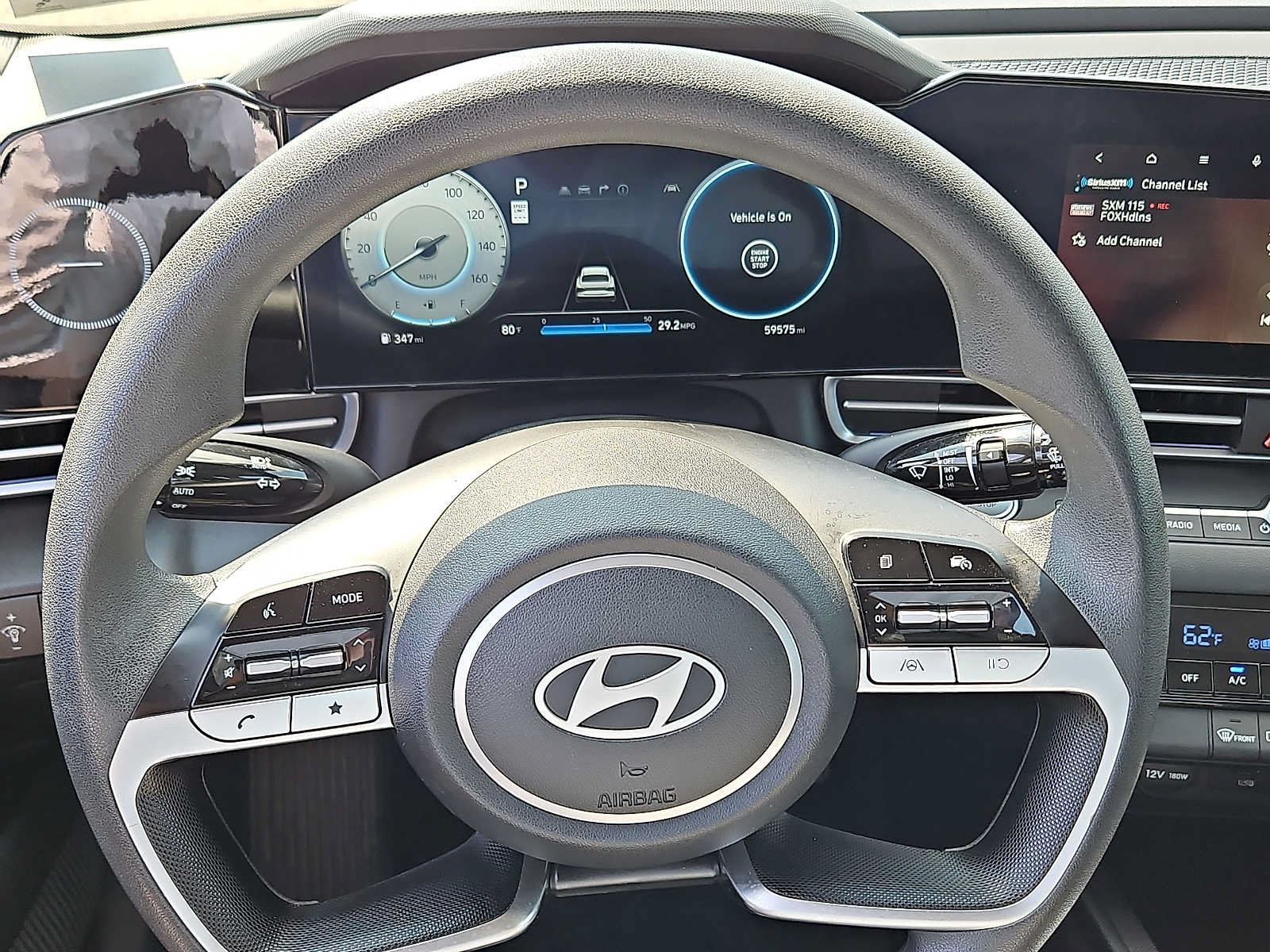 Used 2024 Hyundai Elantra SEL FWD image 19